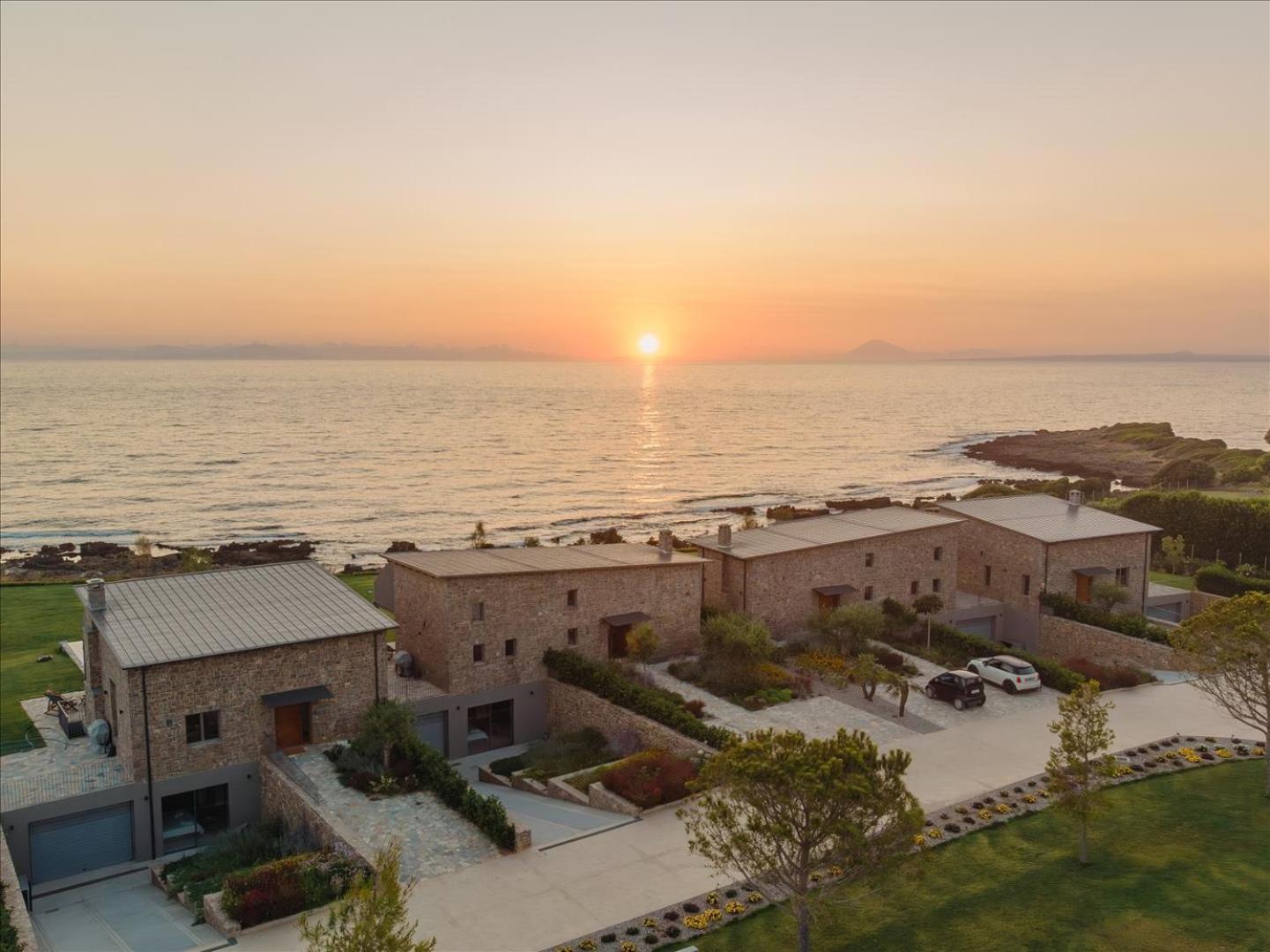 Real Life Homes Luxurious Seafront Villas Each With Their Own Private Pools Korakokhórion 외부 사진
