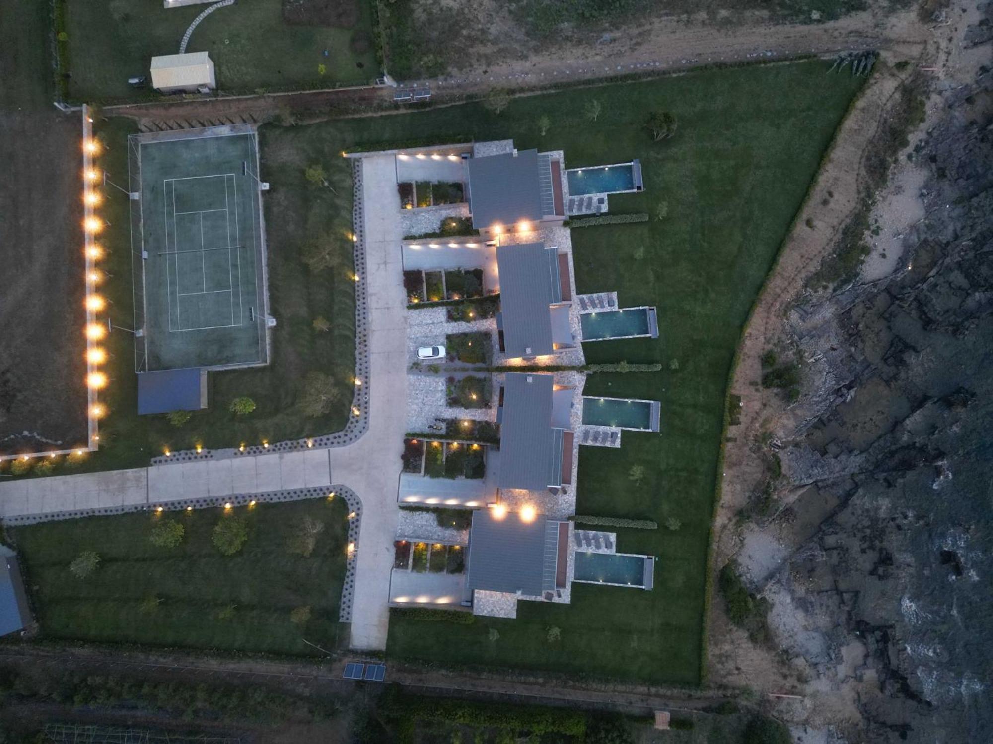 Real Life Homes Luxurious Seafront Villas Each With Their Own Private Pools Korakokhórion 외부 사진