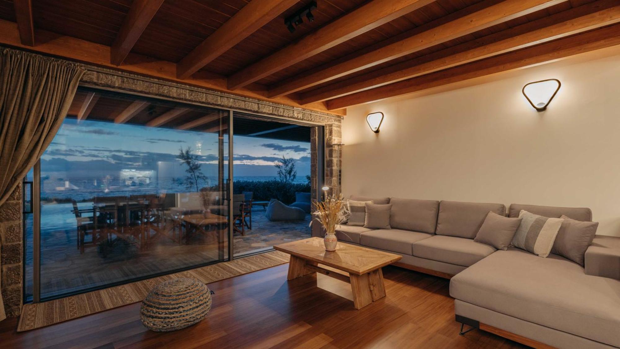 Real Life Homes Luxurious Seafront Villas Each With Their Own Private Pools Korakokhórion 외부 사진