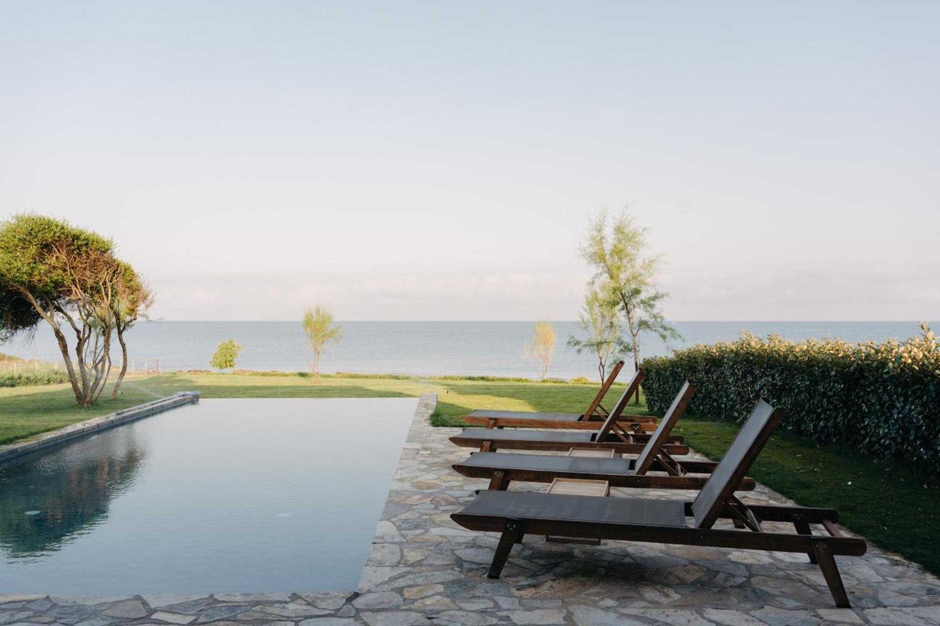 Real Life Homes Luxurious Seafront Villas Each With Their Own Private Pools Korakokhórion 외부 사진