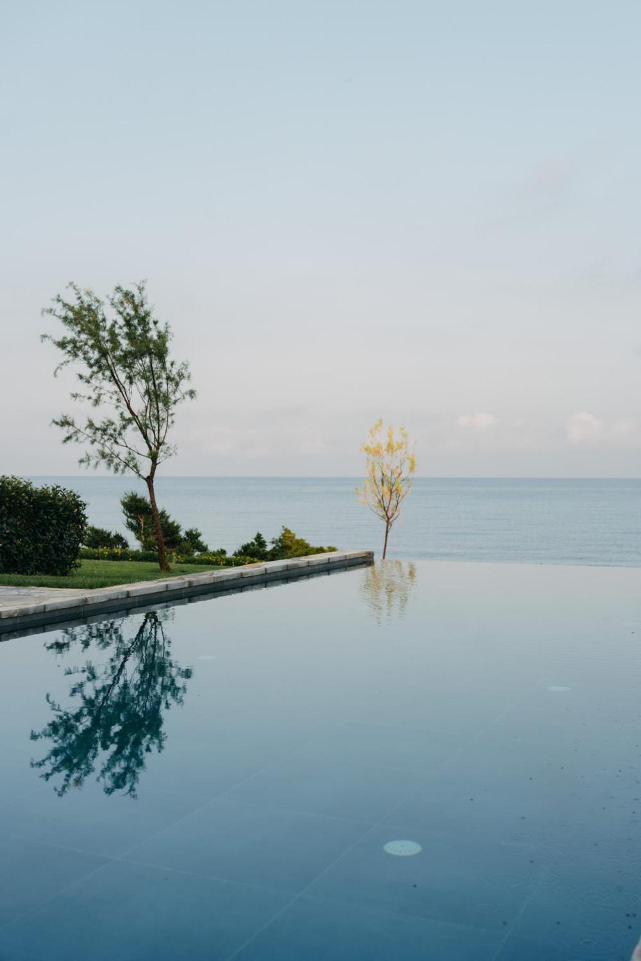Real Life Homes Luxurious Seafront Villas Each With Their Own Private Pools Korakokhórion 외부 사진